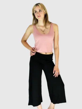 Om Grown โ Vancouver Capri Pants Pants & Capri Pants Designed in Canada Om Grown โ Vancouver Capri Pants Pants & Capri Pants Designed in Canada