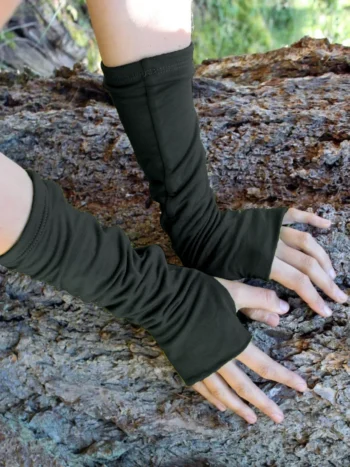Om Grown – Gauntlets Accessories Designed in Canada