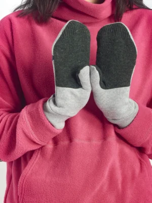 Preloved – Skye Mitts with Upcycled Wool Accessories Cotton