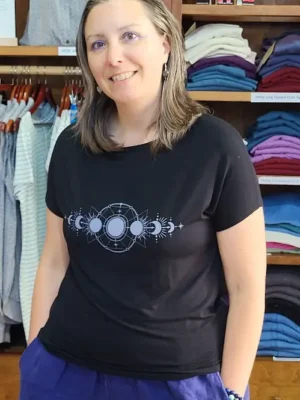 Om Grown – Boxy Tee – Moonphases Tees & Tanks Designed in Canada Om Grown – Boxy Tee – Moonphases Tees & Tanks Designed in Canada