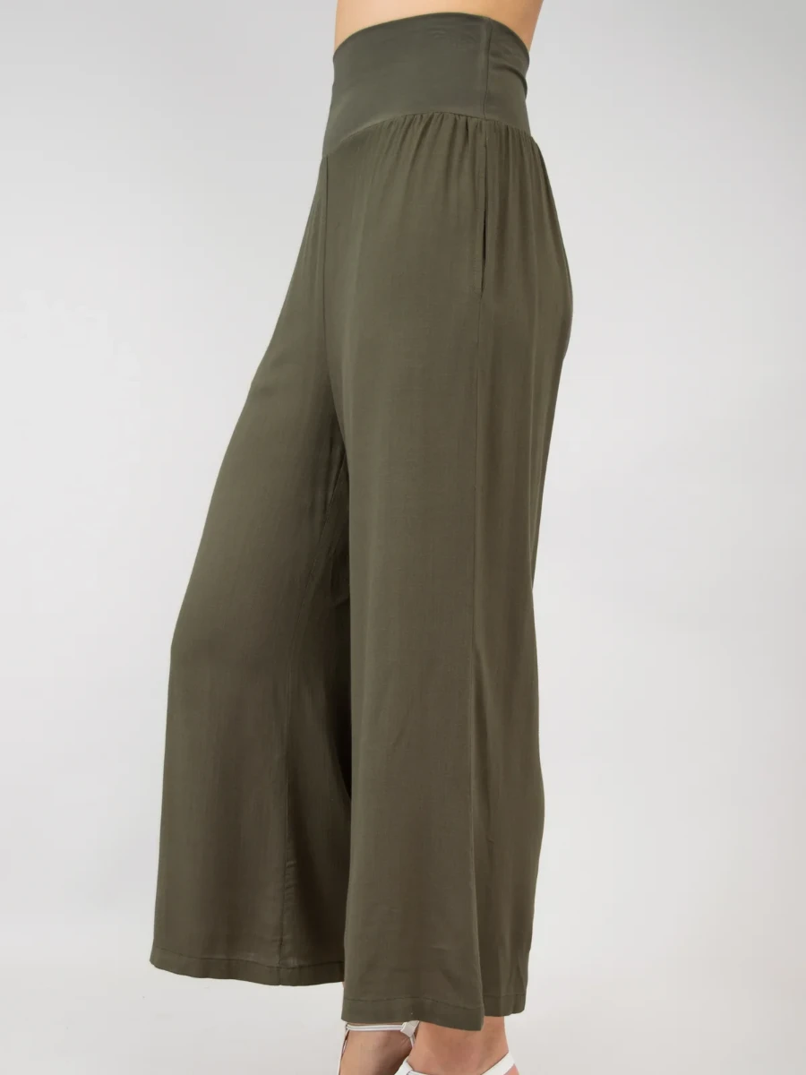 Blue Sky – Landon Cropped Pants Pants Bamboo Blue Sky - Landon Cropped Pants