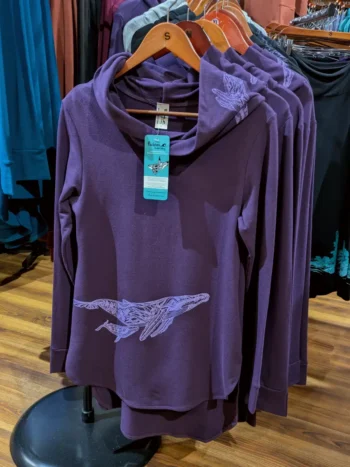 Pachena – Bamboo Shirttail Hoodie Sweaters & Sweatshirts Bamboo