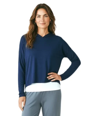 Om Grown – Courtenay Hoodie Sweaters & Sweatshirts Designed in Canada