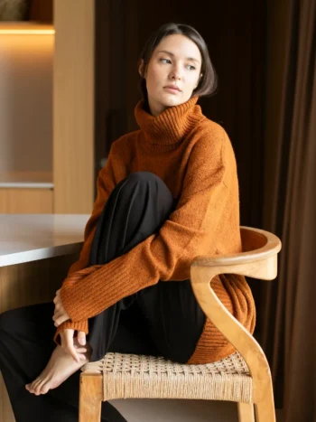 Echo Verde – Dog Walker Sweater Sweaters & Sweatshirts Designed in Canada