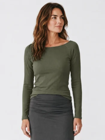 Om Grown – Sabrina Long Sleeve Boat Neck Top Tops & Blouses Designed in Canada Om Grown – Sabrina Long Sleeve Boat Neck Top Tops & Blouses Designed in Canada