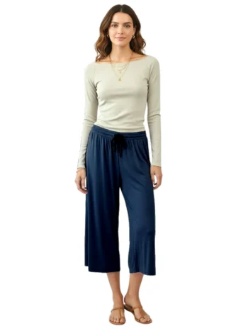 Om Grown – Serenity Capri Pants Pants & Capri Pants Designed in Canada Om Grown – Serenity Capri Pants Pants & Capri Pants Designed in Canada