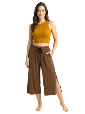 Om Grown - Serenity Pocket Capri Pants