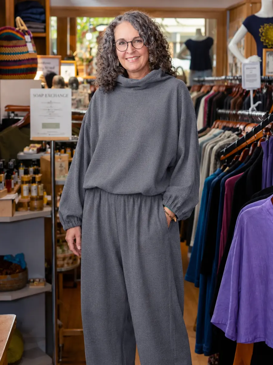 Bryn Walker – Giovanna Shirt – Corduroy Tops & Blouses Bryn Walker Bryn Walker - Giovanna Shirt - Corduroy