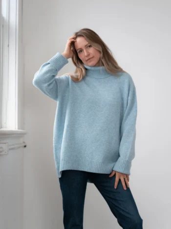 Echo Verde – Dog Walker Sweater Sweaters & Sweatshirts Designed in Canada