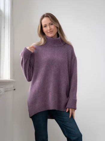 Echo Verde – Dog Walker Sweater Sweaters & Sweatshirts Designed in Canada