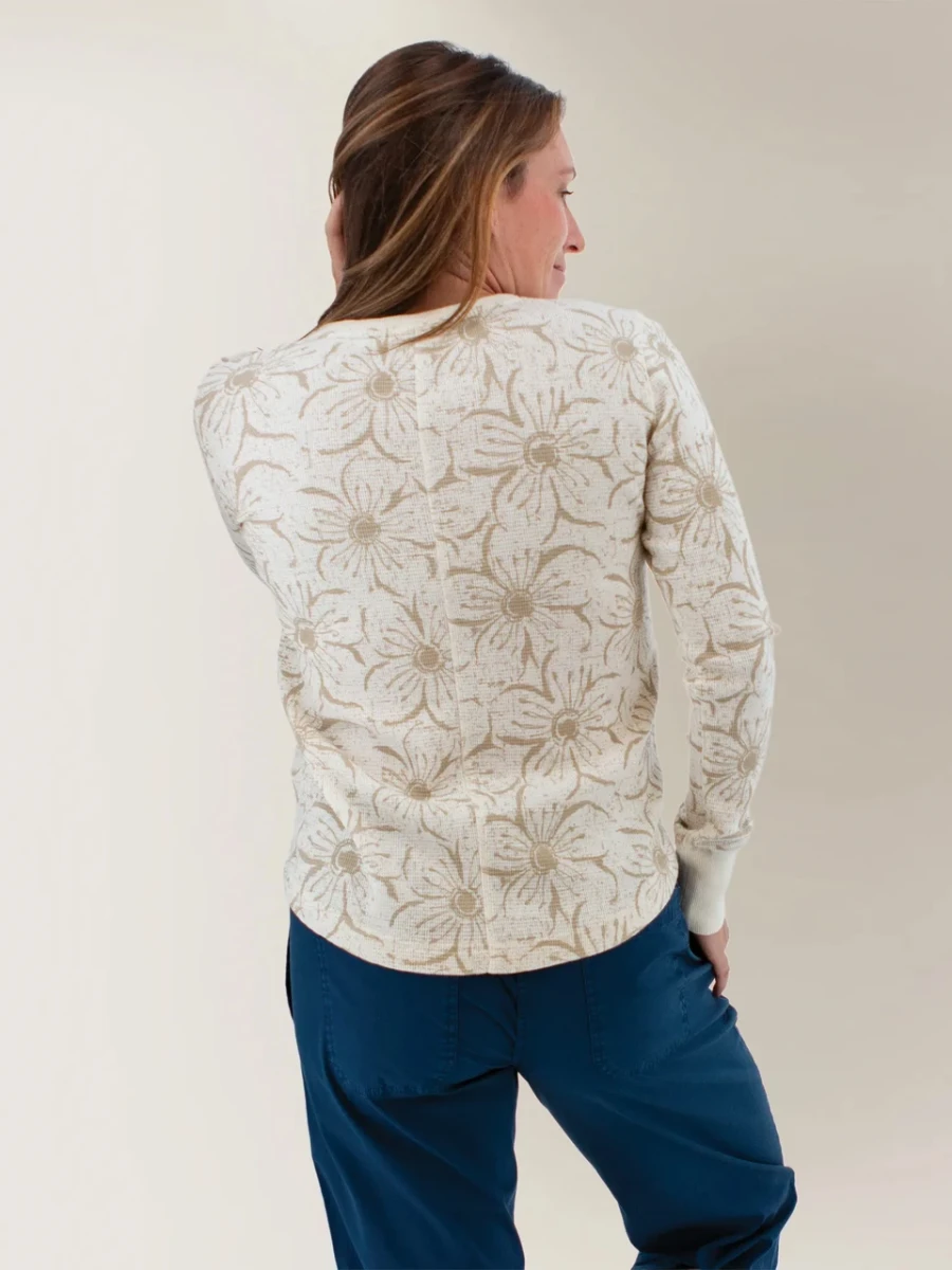 Aventura – Sylvan Floral Thermal Long Sleeve Top Sweaters & Sweatshirts Aventura Aventura - Sylvan Floral Thermal Long Sleeve Top - Image 4