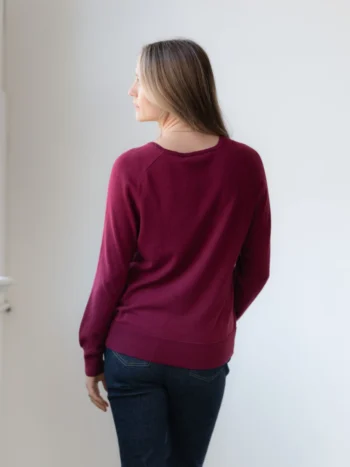 Echo Verde – Classic Crew Sweater Sweaters & Sweatshirts Cashmere