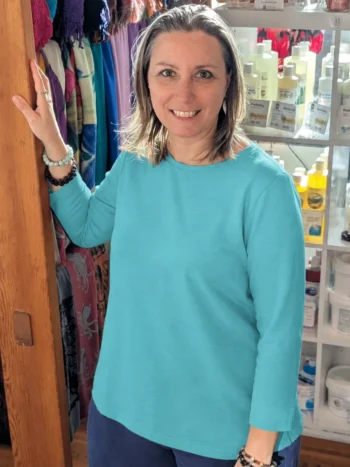 Gilmour Clothing – Terrific Tee Bracelet Sleeve Length Tops & Blouses Bamboo Gilmour Clothing – Terrific Tee Bracelet Sleeve Length Tops & Blouses Bamboo