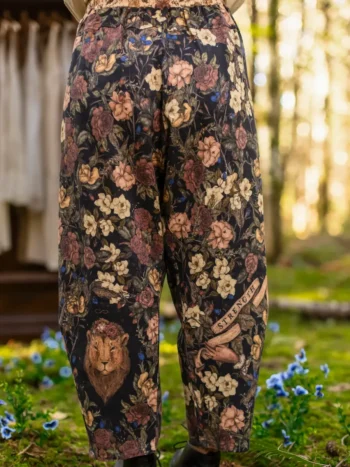 Market of Stars – Artist Pants – Lion Heart Pants & Capri Pants Bamboo
