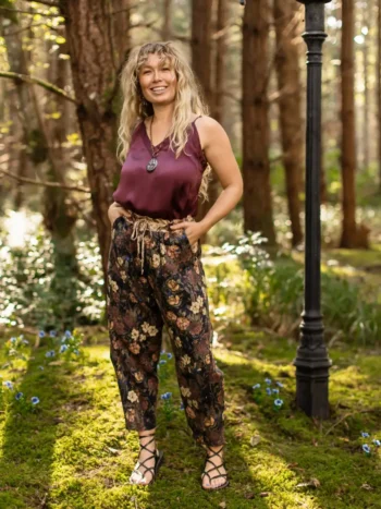 Market of Stars – Artist Pants – Lion Heart Pants & Capri Pants Bamboo Market of Stars - Artist Pants - Lion Heart