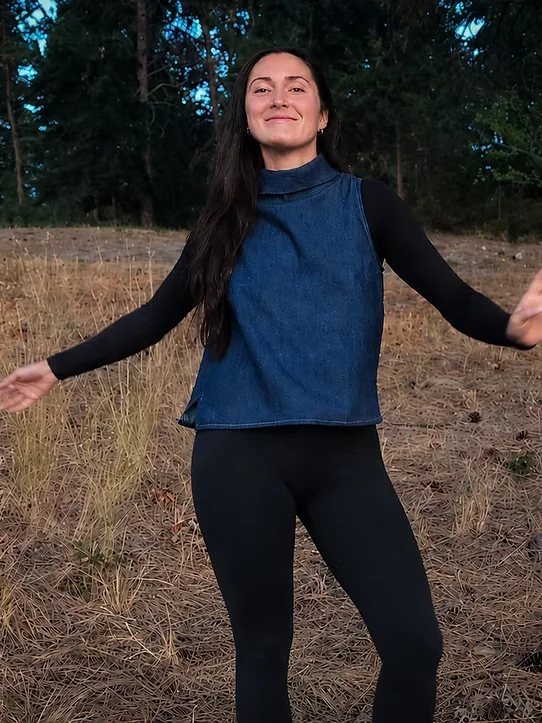 Jipsi Tree – Joey Sleeveless Top – Hemp Tops & Blouses Designed in Canada Jipsi Tree - Joey Sleeveless Top - Hemp
