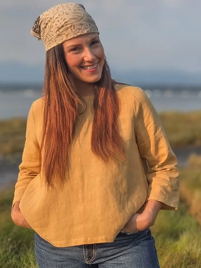 Jipsi Tree – Juli-Etta Top – Linen Tops & Blouses Designed in Canada Jipsi Tree - Juli-Etta Top - Linen